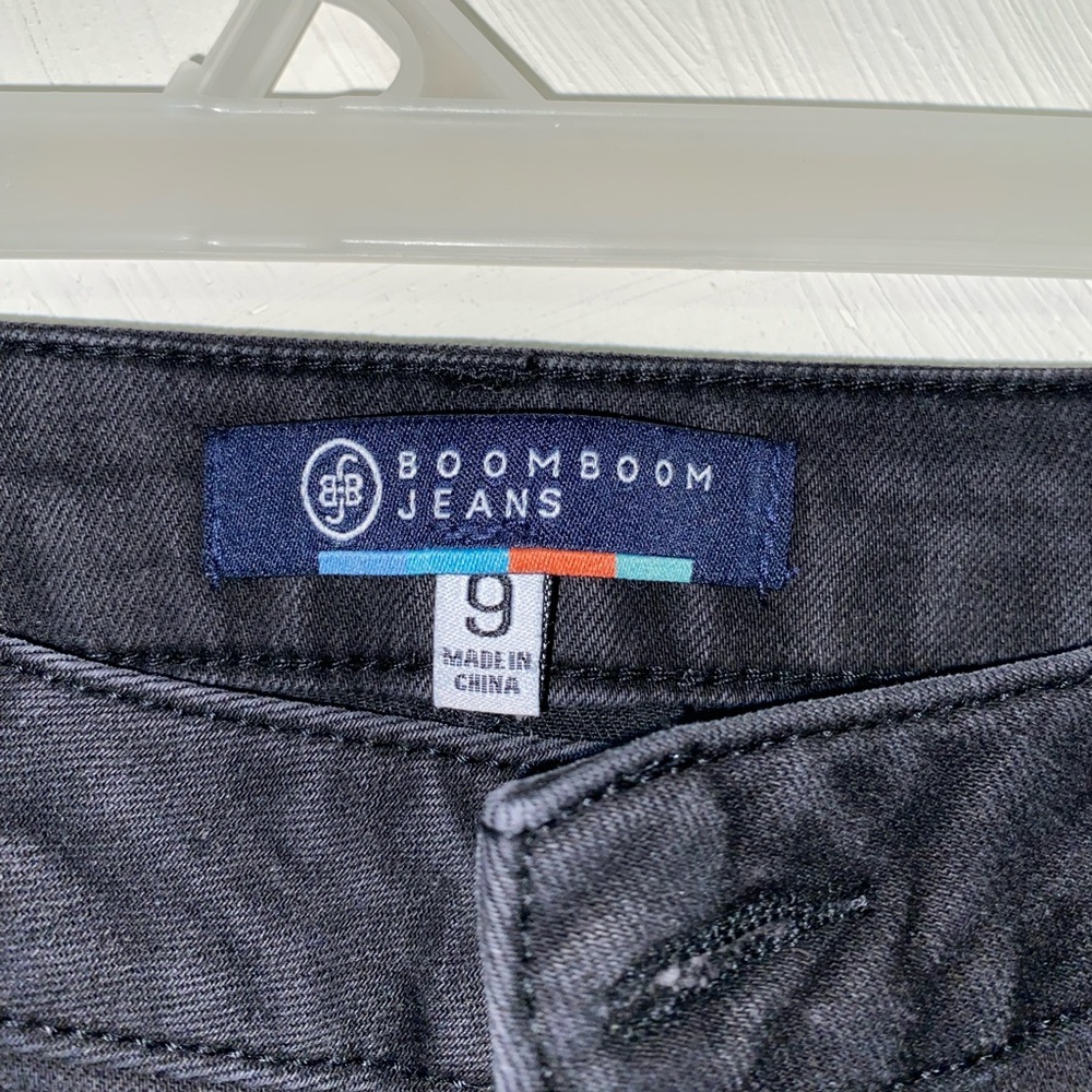 Striped Side Ripped Jeans - Picture 4 of 6